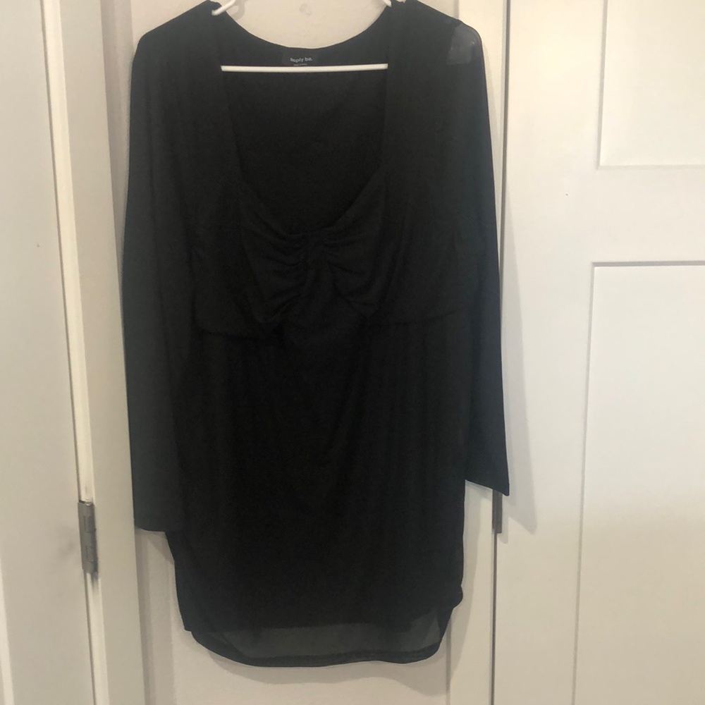 Simply Be Size 22. Poly cotton blend, sheer top. This top is lined